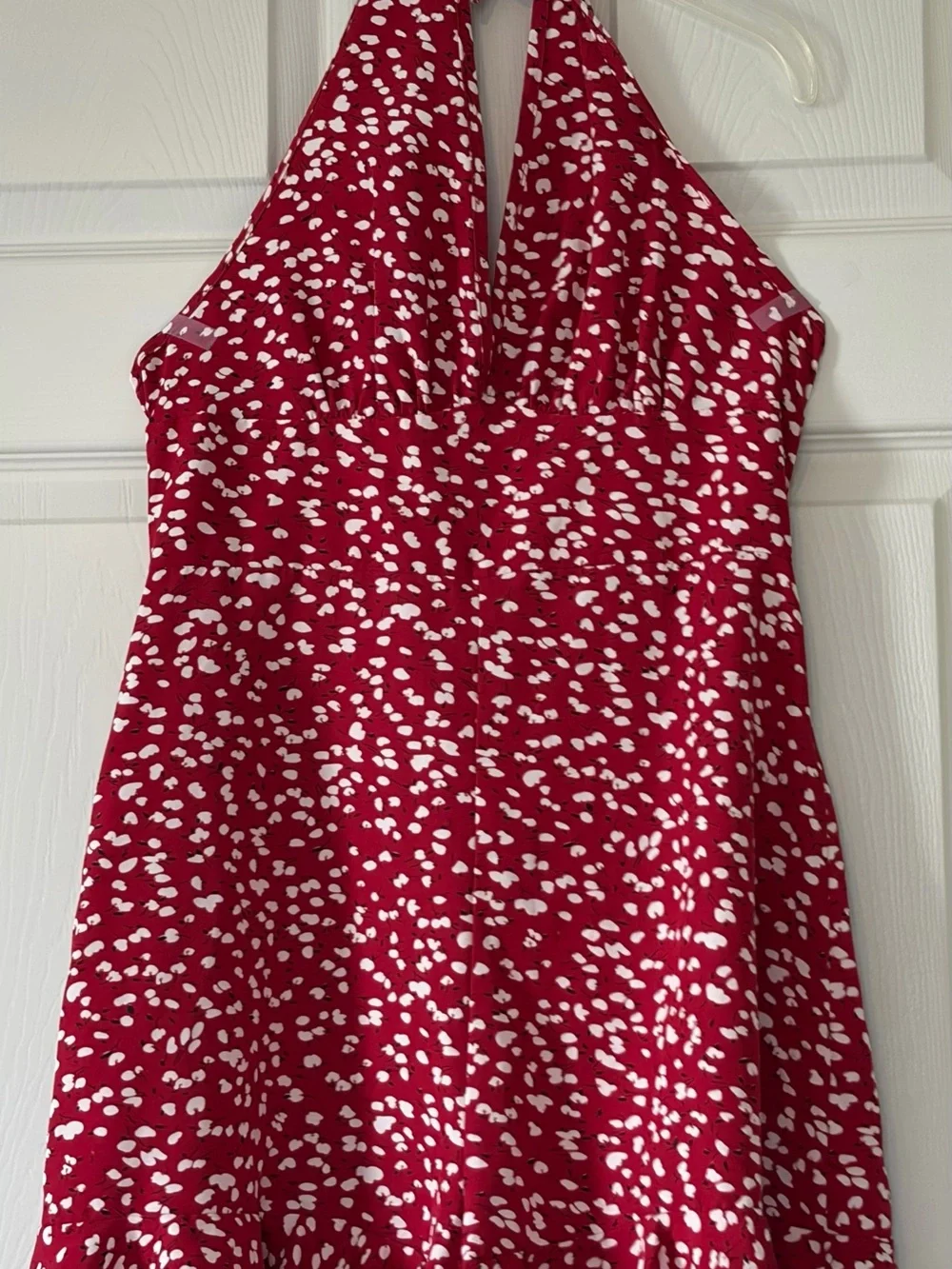 SHEIN Red Halter V-Neck Printed Romper ties around the neck - Picture 2 of 8